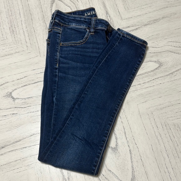 American Eagle Outfitters Dark Blue Skinny Jeans - Picture 2 of 5